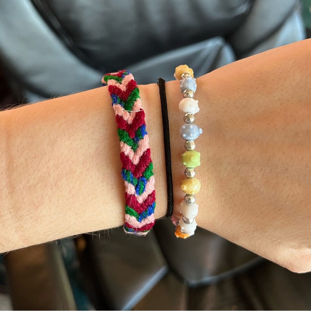 Trrtlz multicolor pigs bracelet